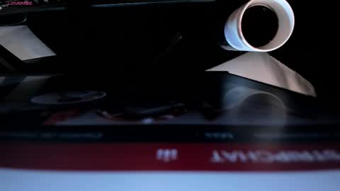 Morgan Hicks online show from 10/19/25, 05:24