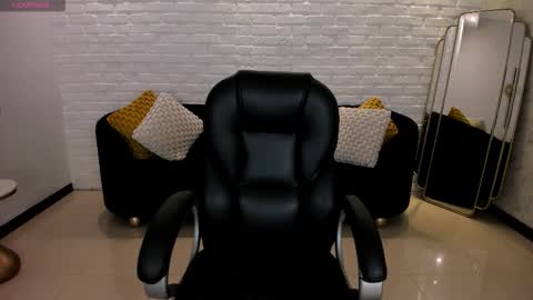 Morgan Hicks online show from 11/04/25, 07:24