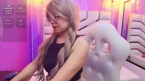 Snapshot of morggan_black chatting on 09/20/25, 01:34 morggan_black online show from 09/20/25, 01:34