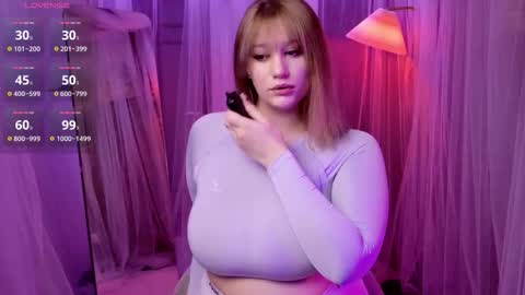 morvelyn online show from 11/10/25, 07:13