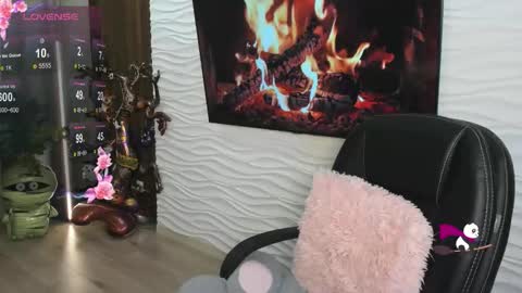 mori online show from 10/28/25, 02:31