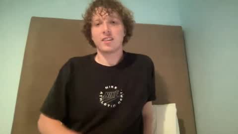 Snapshot of mosterr325 chatting on 12/21/24, 02:15 mosterr325 online show from 12/21/24, 02:15