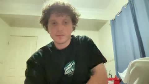 Snapshot of mosterr325 chatting on 01/27/25, 12:16 mosterr325 online show from 01/27/25, 12:16