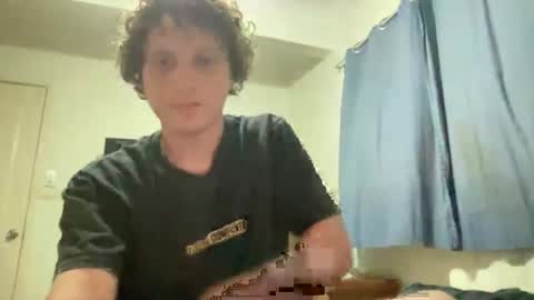 Snapshot of mosterr325 chatting on 02/24/25, 02:04 mosterr325 online show from 02/24/25, 02:04