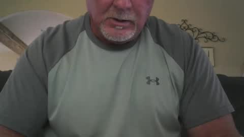 Snapshot of motorguy08 chatting on 01/26/25, 10:35 motorguy08 online show from 01/26/25, 10:35