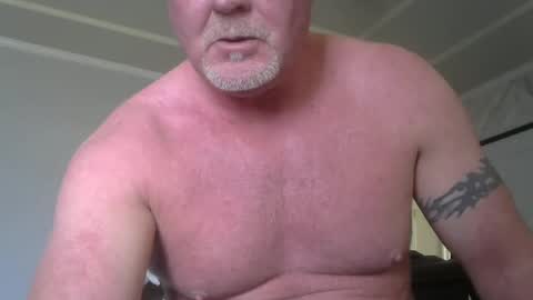 Snapshot of motorguy08 chatting on 02/19/25, 10:31 motorguy08 online show from 02/19/25, 10:31