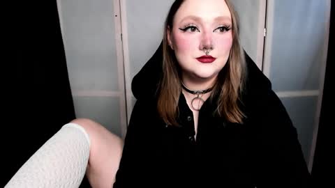 Snapshot of motorkate chatting on 11/13/25, 08:41 motorkate online show from 11/13/25, 08:41