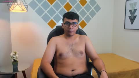 Mou Fly online show from 10/09/25, 11:41