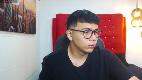 Mou Fly online show from 11/06/25, 11:55