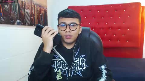 Mou Fly online show from 11/10/25, 12:59