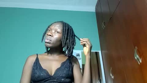 Mouthymiss online show from 03/04/25, 02:10