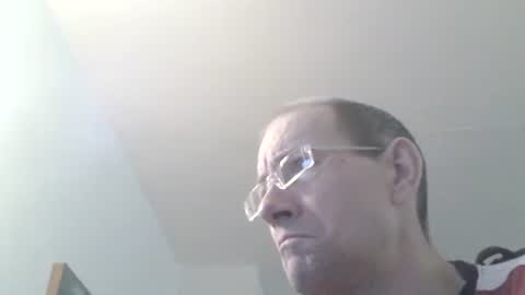 Snapshot of moviem1978 chatting on 01/25/25, 11:13 Frederik online show from 01/25/25, 11:13