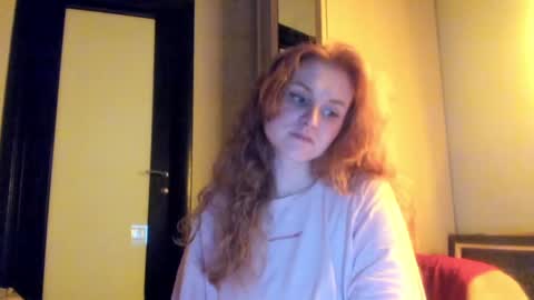 Snapshot of moviestar_ chatting on 12/15/24, 09:31 Eva online show from 12/15/24, 09:31