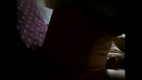 Snapshot of mowgli1977 chatting on 01/16/25, 12:31 mowgli1977 online show from 01/16/25, 12:31