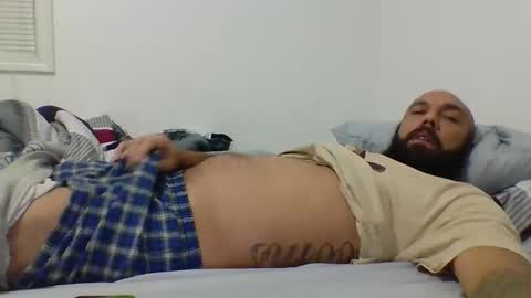 Snapshot of mr8plus chatting on 12/26/24, 03:38 Mr8 online show from 12/26/24, 03:38