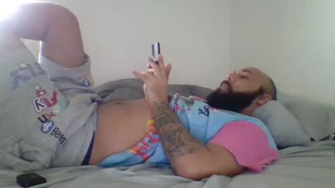 Snapshot of mr8plus chatting on 12/28/24, 03:48 Mr8 online show from 12/28/24, 03:48