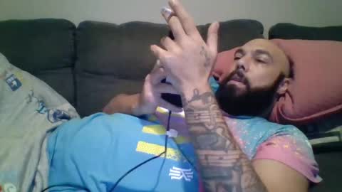 Snapshot of mr8plus chatting on 12/31/24, 09:28 Mr8 online show from 12/31/24, 09:28