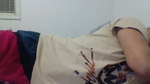 Snapshot of mr8plus chatting on 01/17/25, 03:12 Mr8 online show from 01/17/25, 03:12