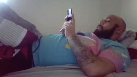 Snapshot of mr8plus chatting on 01/17/25, 10:34 Mr8 online show from 01/17/25, 10:34