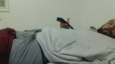 Snapshot of mr8plus chatting on 01/25/25, 03:09 Mr8 online show from 01/25/25, 03:09