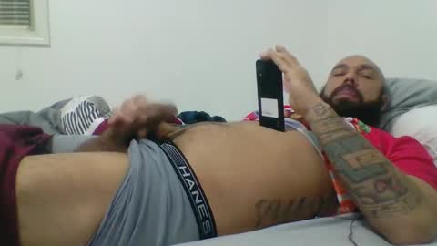 Snapshot of mr8plus chatting on 01/26/25, 05:45 Mr8 online show from 01/26/25, 05:45