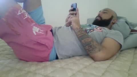 Snapshot of mr8plus chatting on 01/27/25, 03:50 Mr8 online show from 01/27/25, 03:50