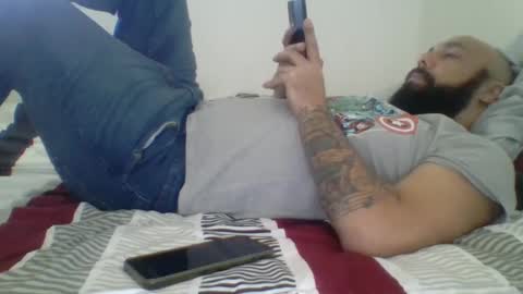 Snapshot of mr8plus chatting on 01/27/25, 06:52 Mr8 online show from 01/27/25, 06:52