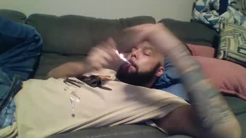 Snapshot of mr8plus chatting on 02/28/25, 01:15 Mr8 online show from 02/28/25, 01:15