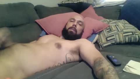 Snapshot of mr8plus chatting on 03/11/25, 11:15 Mr8 online show from 03/11/25, 11:15