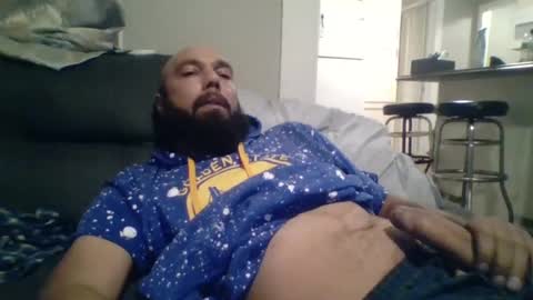 Snapshot of mr8plus chatting on 10/10/25, 12:53 Mr8 online show from 10/10/25, 12:53