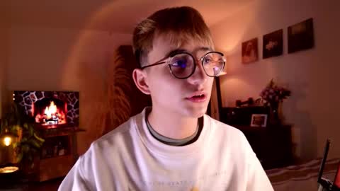 Mr Evans online show from 10/13/25, 04:07