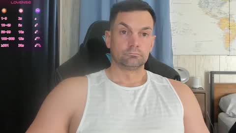 Snapshot of mr_mac69 chatting on 02/11/25, 06:55 Cam online show from 02/11/25, 06:55