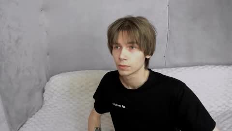 Makentoshi online show from 09/11/25, 07:19