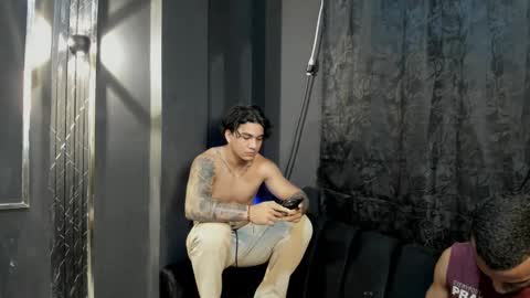 mr_maximo online show from 10/19/25, 05:08