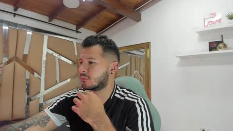 MIKEE online show from 01/16/25, 03:02