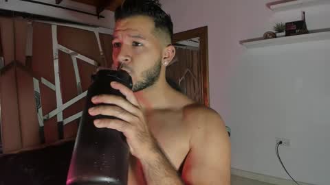 MIKEE online show from 02/06/25, 03:06