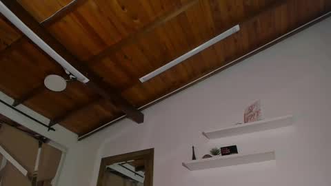 MIKEE online show from 03/04/25, 09:07