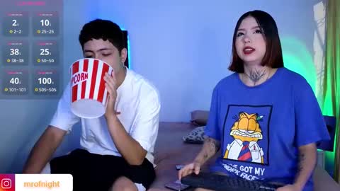 Snapshot of mr_of_nightt chatting on 09/24/25, 02:26 Daniel and Sara online show from 09/24/25, 02:26