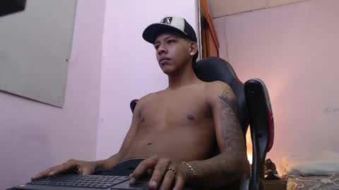 Snapshot of mr_stiven_ chatting on 01/12/25, 12:28 mr_stiven_ online show from 01/12/25, 12:28
