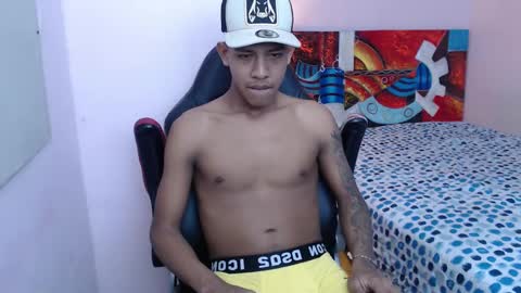 Snapshot of mr_stiven_ chatting on 01/16/25, 03:23 mr_stiven_ online show from 01/16/25, 03:23