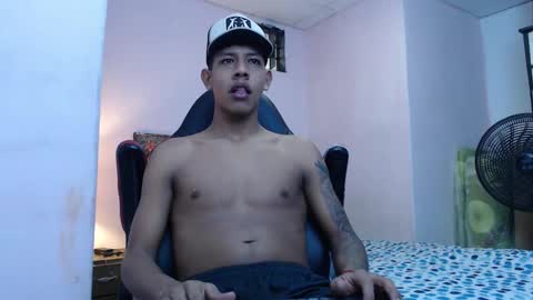 Snapshot of mr_stiven_ chatting on 01/22/25, 03:20 mr_stiven_ online show from 01/22/25, 03:20