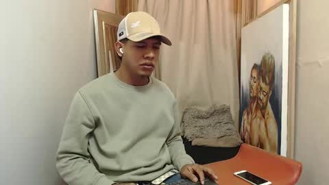 mr_stiven_ online show from 11/30/25, 03:10