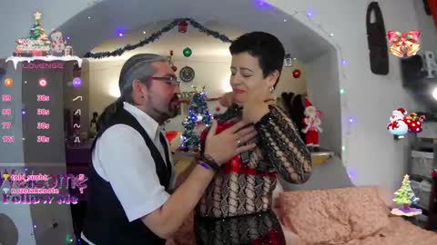 Snapshot of mrandmrsswetness84 chatting on 12/09/24, 09:58 MrAndMrsSwetness84 online show from 12/09/24, 09:58