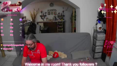 Snapshot of mrandmrsswetness84 chatting on 02/28/25, 10:39 MrAndMrsSwetness84 online show from 02/28/25, 10:39