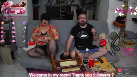 Snapshot of mrandmrsswetness84 chatting on 03/03/25, 07:17 MrAndMrsSwetness84 online show from 03/03/25, 07:17