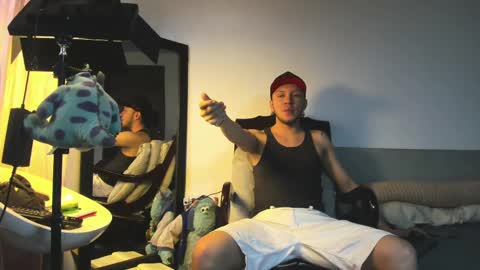 Snapshot of mrandrey23 chatting on 09/29/25, 01:49 mrandrey23 online show from 09/29/25, 01:49