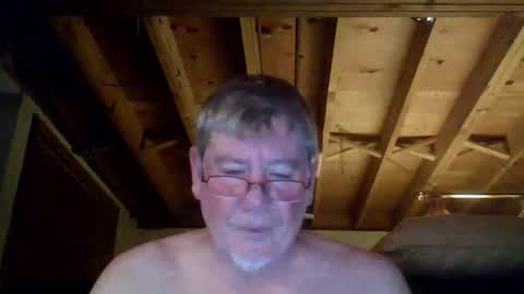 Snapshot of mrblade666 chatting on 10/20/25, 12:00 mrblade666 online show from 10/20/25, 12:00