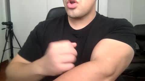 Snapshot of mrbree chatting on 12/28/24, 10:55 Mr Bree online show from 12/28/24, 10:55