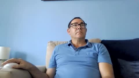 Snapshot of mrcaruso chatting on 10/19/25, 03:23 Mrcaruso online show from 10/19/25, 03:23