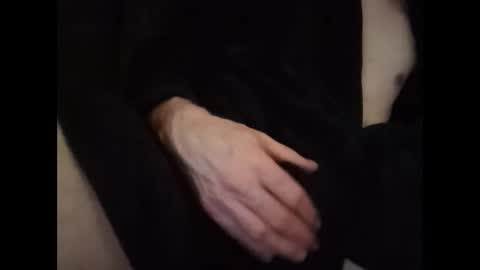 Snapshot of mrj81 chatting on 01/30/25, 03:51 mrj81 online show from 01/30/25, 03:51